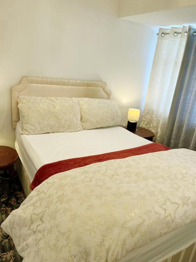 Blessings Of Peace Home Away From Home Cardiff Esterno foto